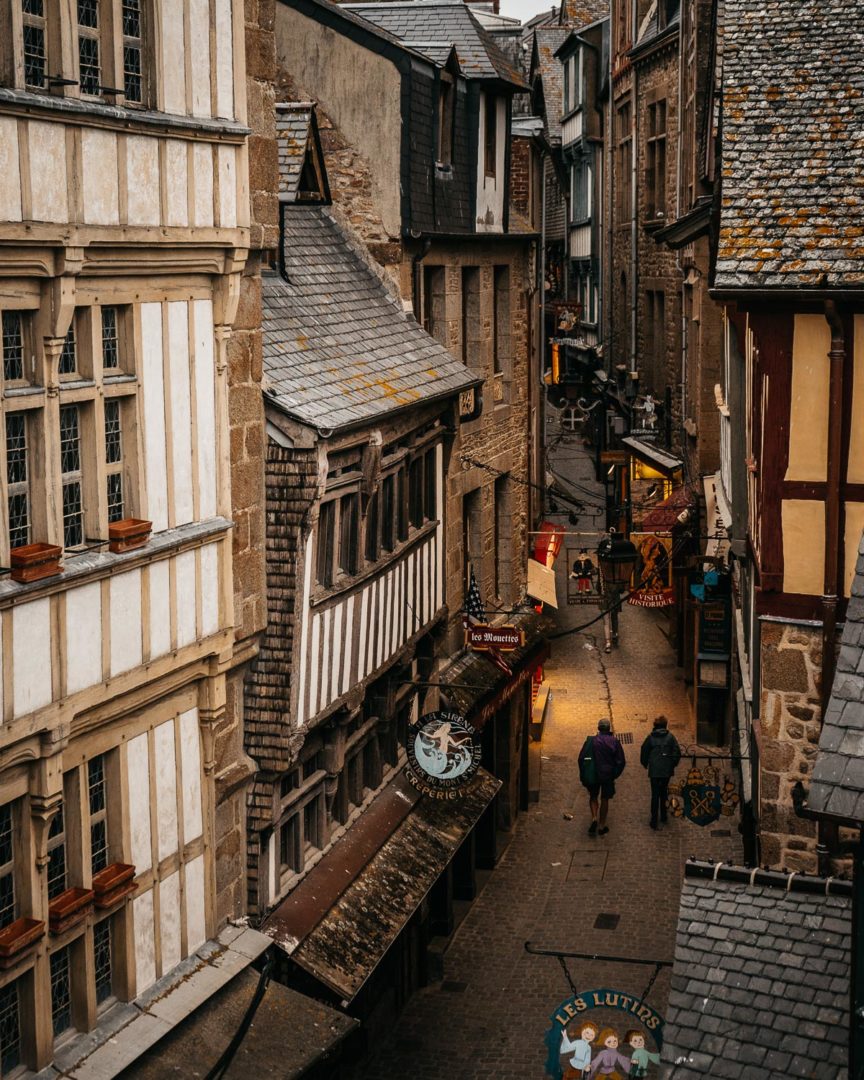Narrow streets of Mont Saint-Michel
