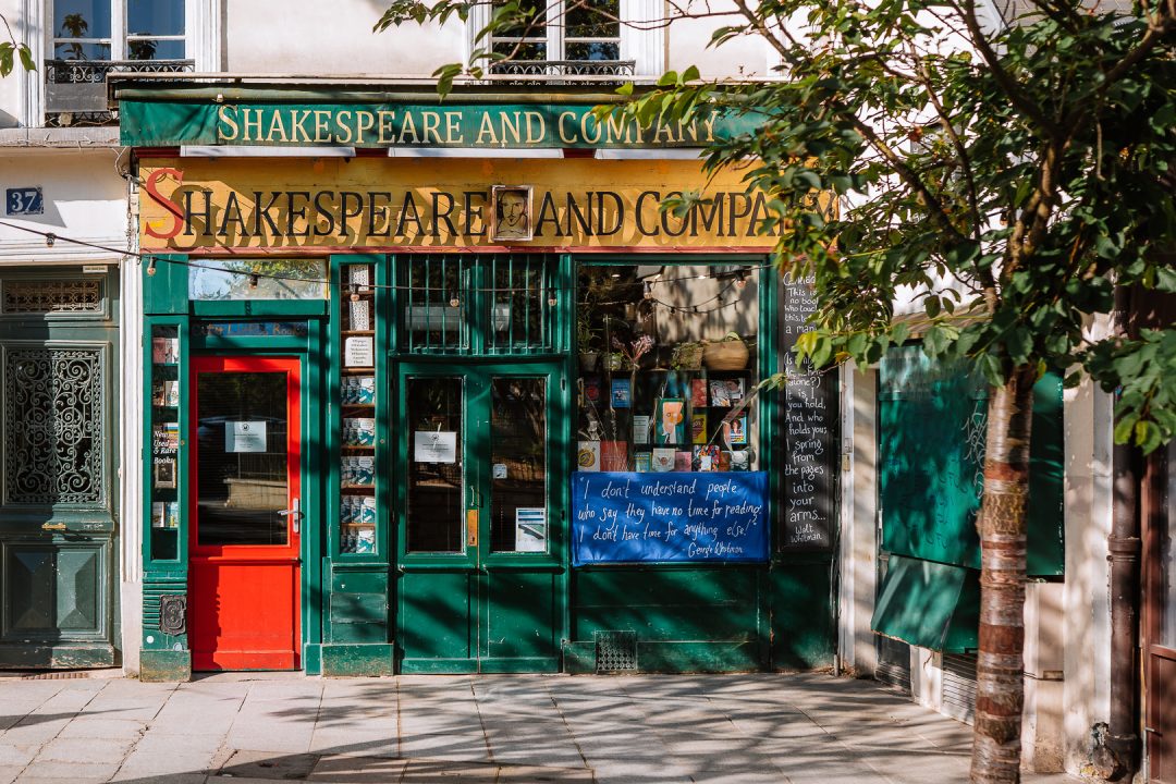 shakespeare and company bookstore in paris