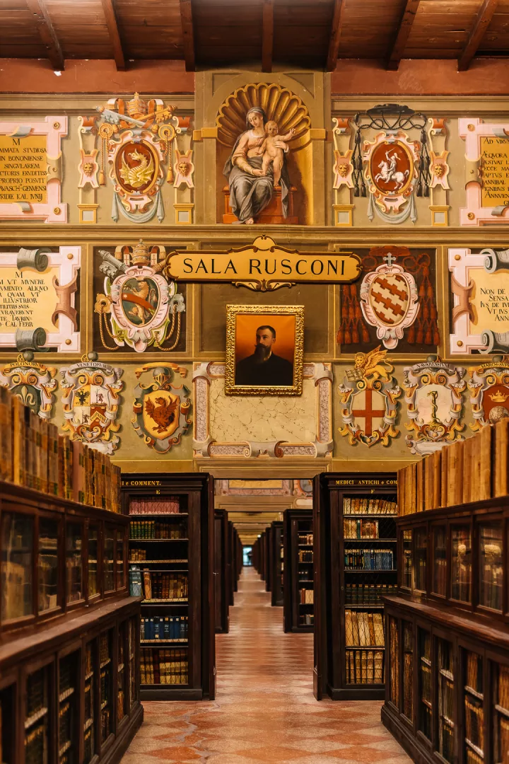 archiginnasio library in bologna
