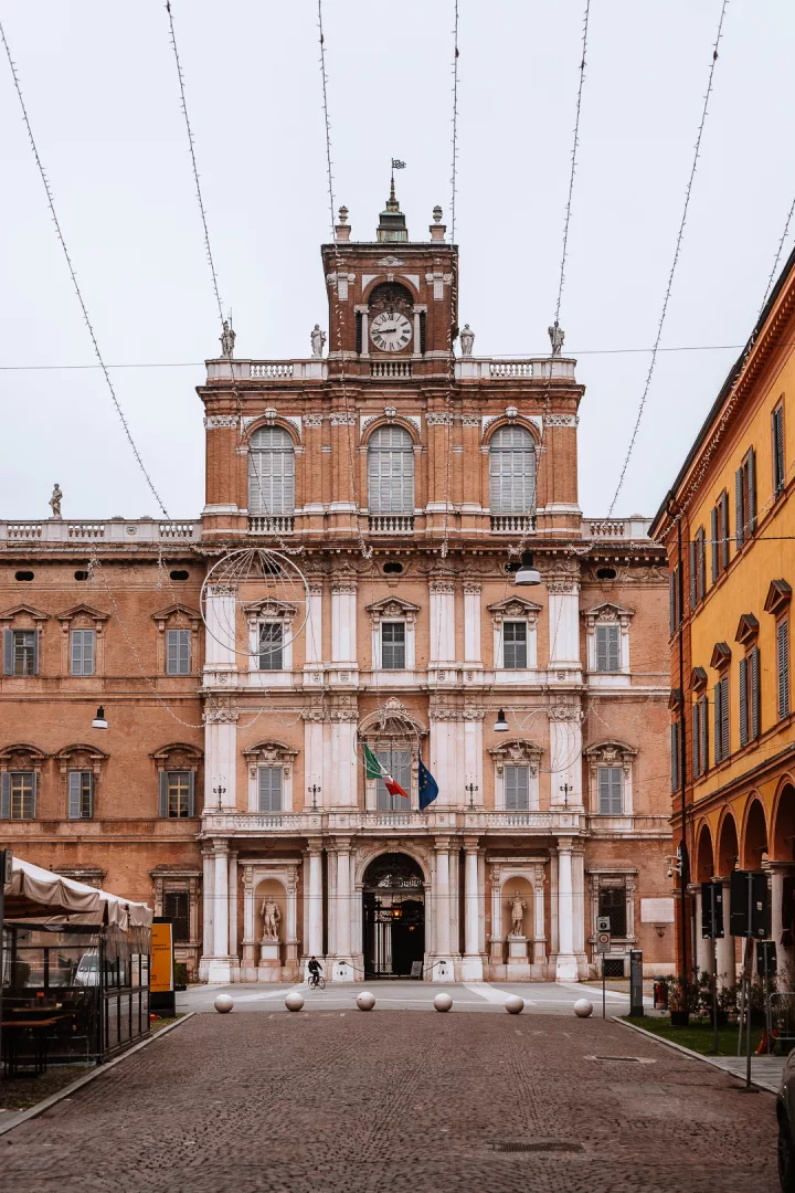 palazzo ducale, military academy in modena