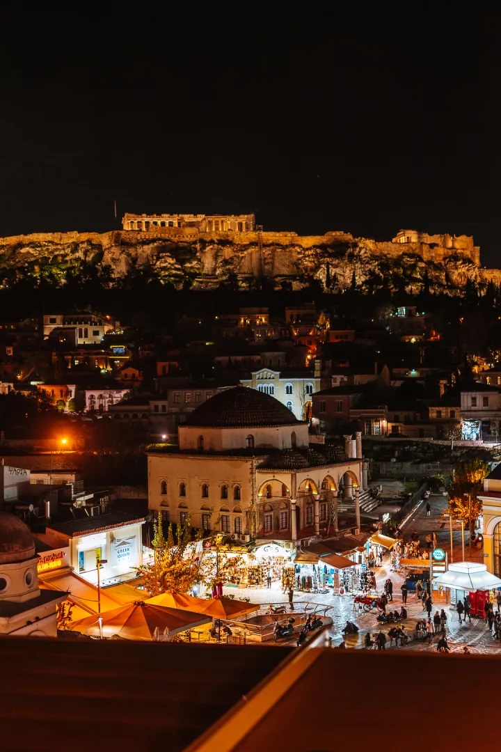 rooftop bars in Athens at night