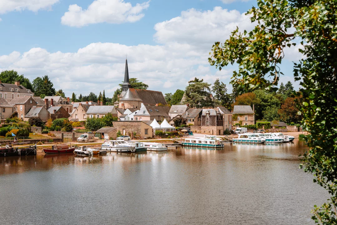 day trips from le mans, chenille-change