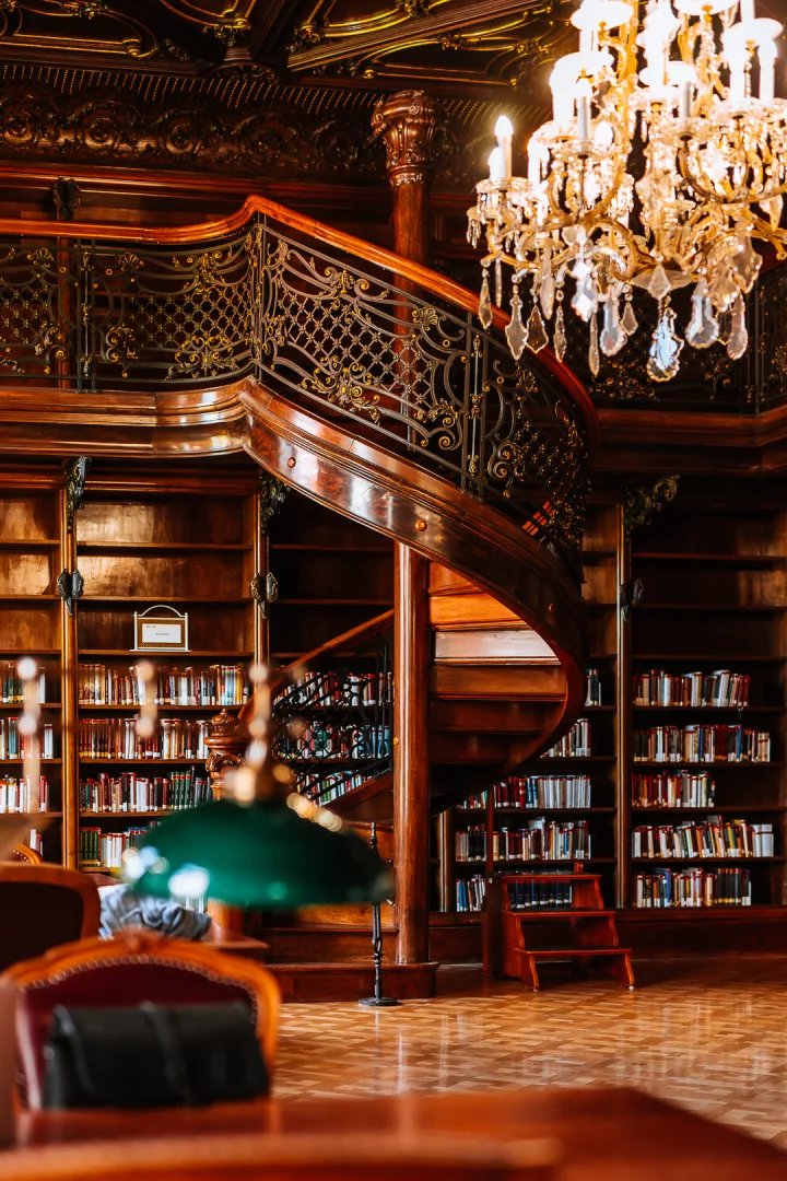 metropolitan ervin szabo library in budapest