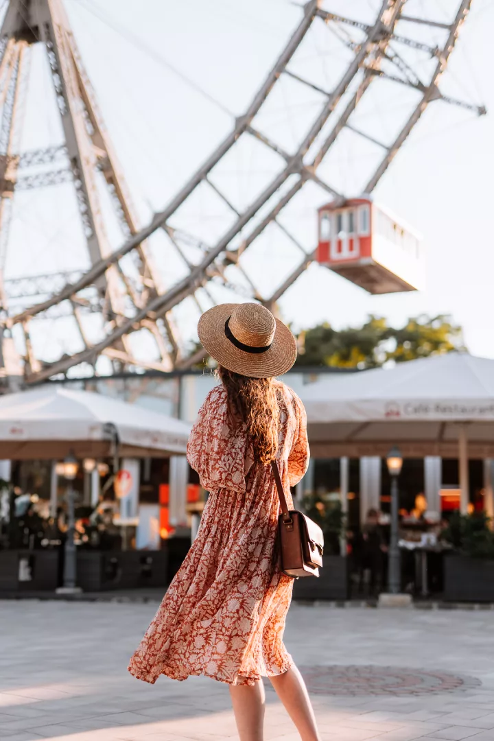 woman looking at the vienna prater